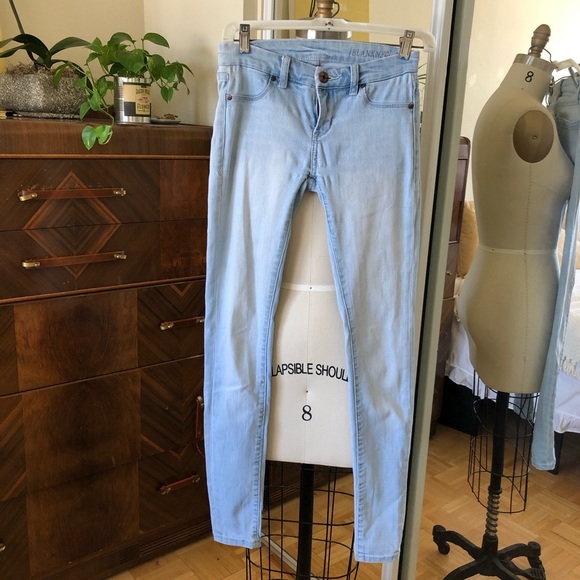❄️ Blank NYC Light Blue Wash Denim Skinny Jeans - Picture 1 of 9